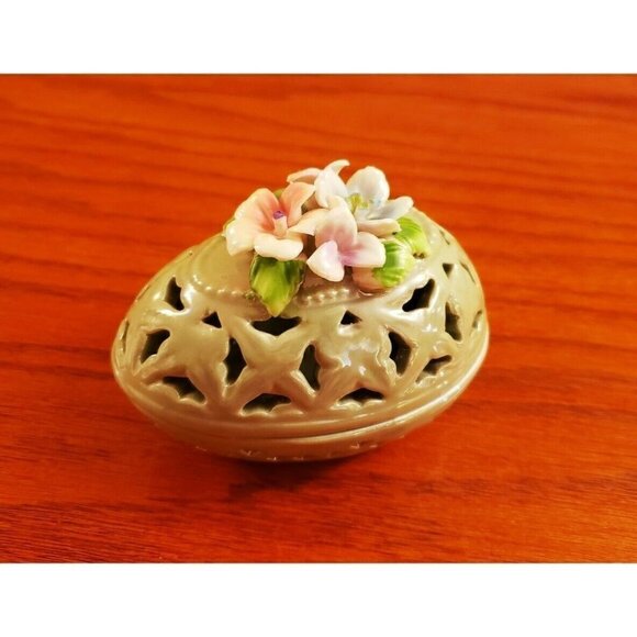 Vintage Lusterware Floral Easter Egg Shaped Porcelain Trinket Box with Lid - Picture 1 of 4